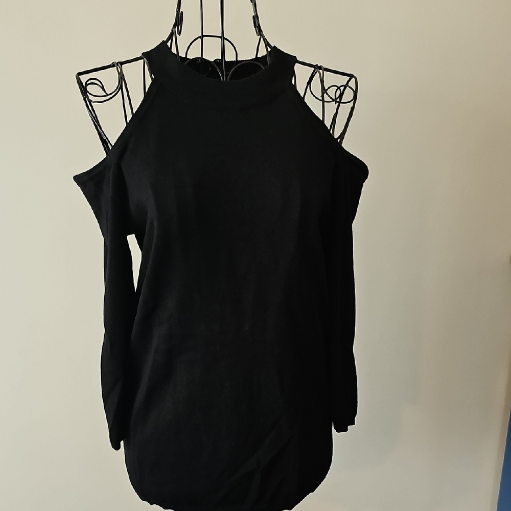 Carmen Marc Valvo Black Cold Shoulder Sweater